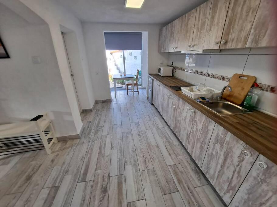 Tenerife Apartment Dulcynea With Terrace And Garden 600M2 With Ocean And Teide View อิคอดเดลอสวินอส ภายนอก รูปภาพ